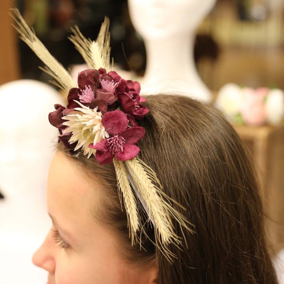 Hárspöng 8 með stráum