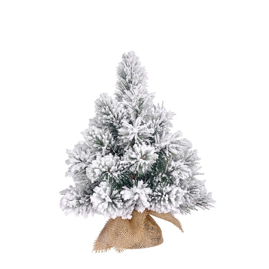 Jólatré með snjó