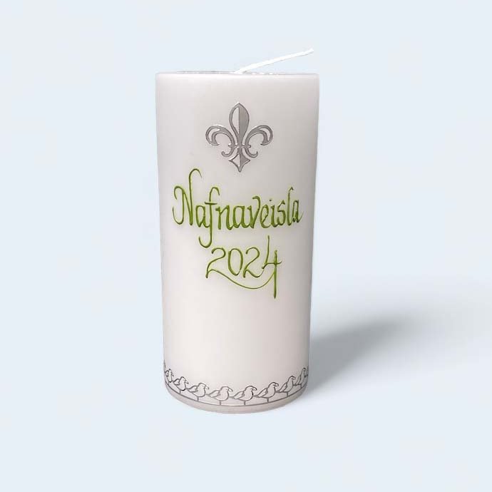 Nafnaveisla, hvítt kerti - grænt letur