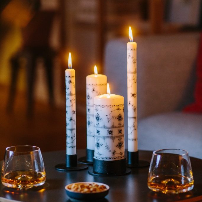 Royal kerti, svart mynstur - 4stk