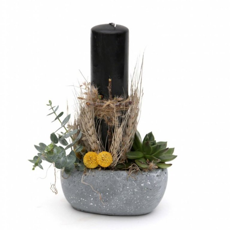 Þurrskreyting með kerti