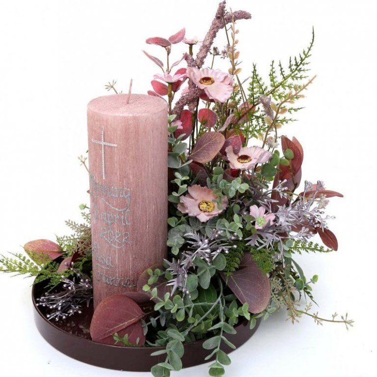 Bleiktóna þurrskreyting