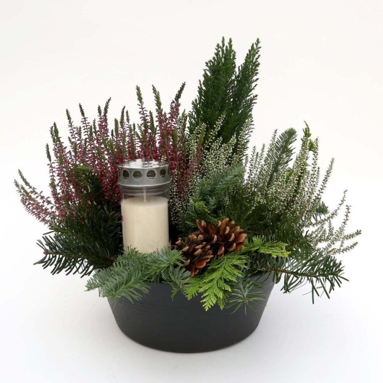 Leiðisskreyting 33 cm með kerti