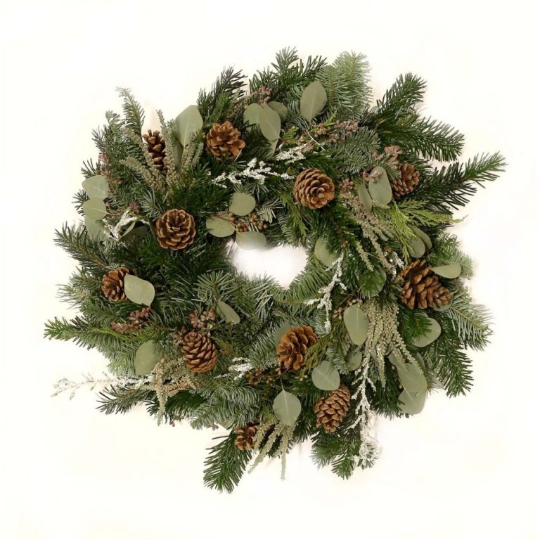 Grenikrans með könglum