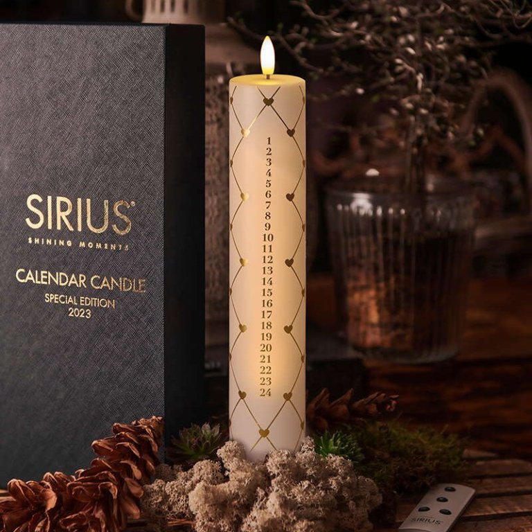 Sille dagatalakerti 29 cm, hvítt/ gyllt - batterís