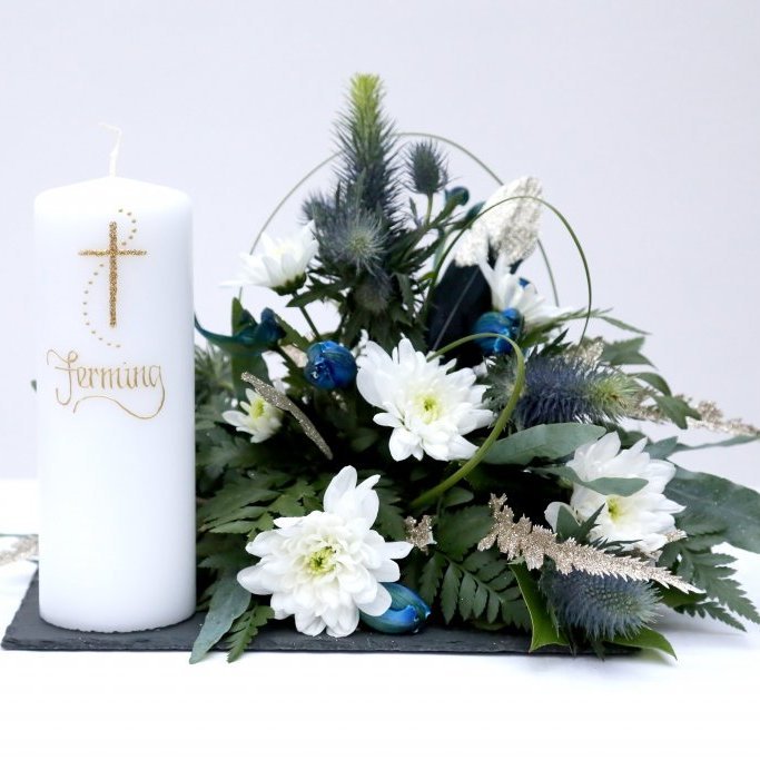 Fermingarskreyting - blá og hvít