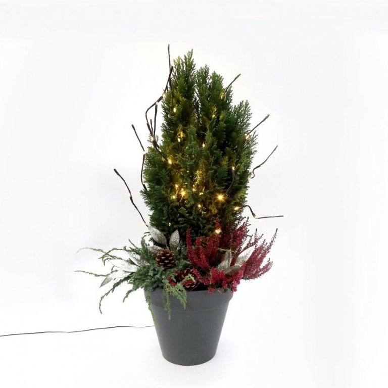 Útiskreyting með greinaljósi