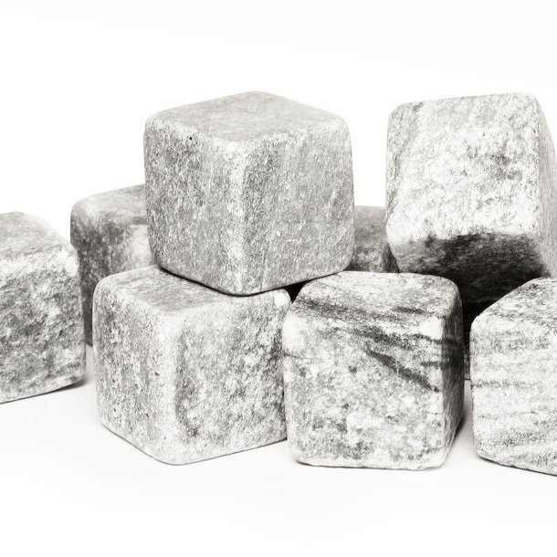 Sagaform klakasteinar